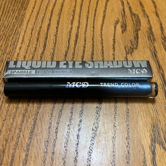 MCD Sparkle Cream Eye Shadow #09 - Picture 2 of 4